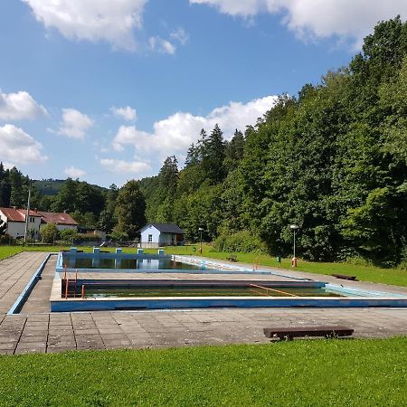 Schupplerova Vila Hostejn Exterior foto